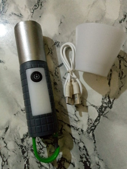 LAMPE DE POCHE ULTRA PUISSANTE TG